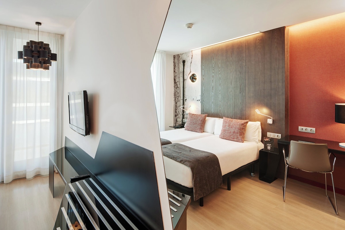 Fotografía del inmueble Sercotel Rosellón